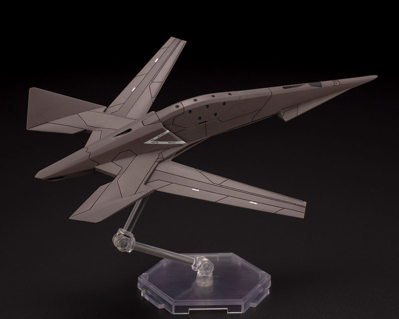 ADF-11F (ACE COMBAT 7: SKIES UNKNOWN) 1/144 Plastic Model - Kurama