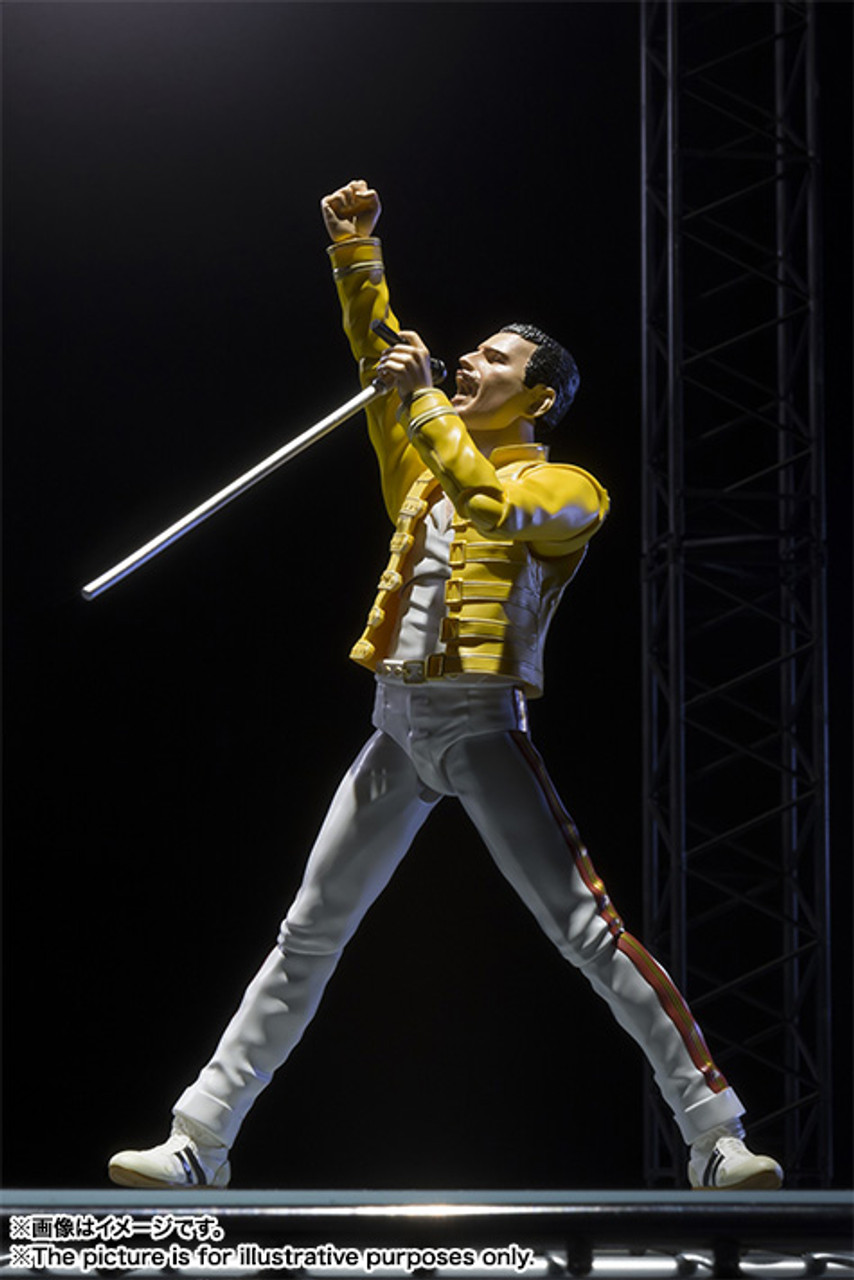 BANDAI S.H.Figuarts Freddie Mercury Action Figure QUEEN