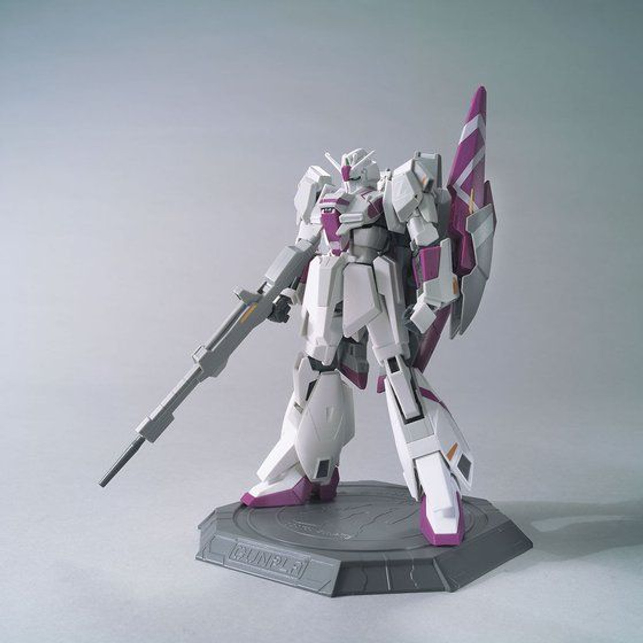 HG 1/144 ZETA GUNDAM III 限定版 HGUC 1/144 The Gundam Base Limited Zeta Gundam III Plastic Model