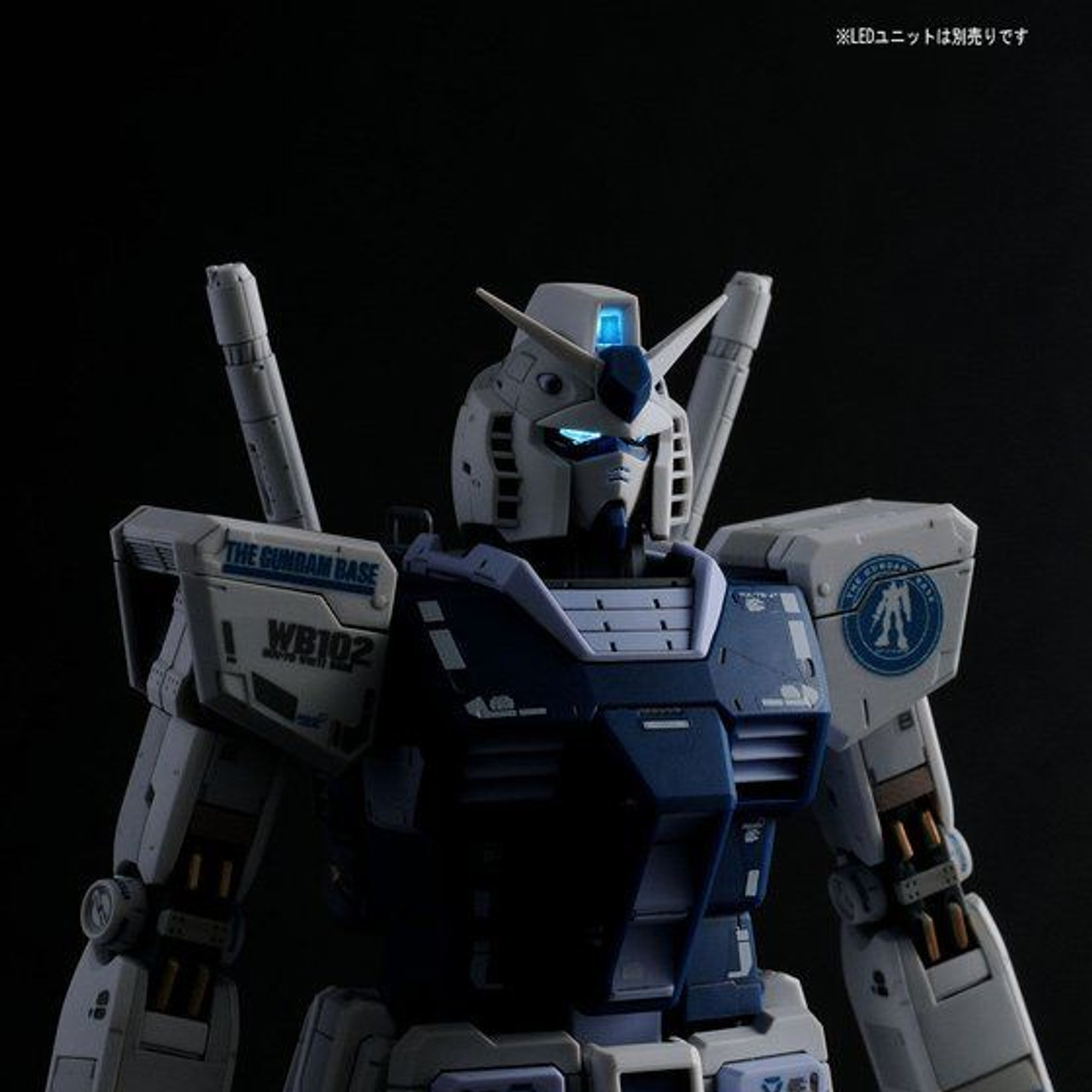 MG1/100ガンプラ LED ガンダム BASE LIMITED 限定 全塗装 MG 1/100 The Gundam Base Limited RX-78-2 Ver. 3.0 [Gundam