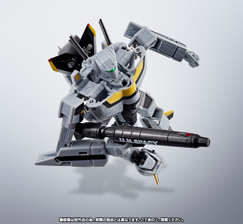 BANDAI HI-METAL R VF-1S Strike Valkyrie(Roy Focker Special) Action 