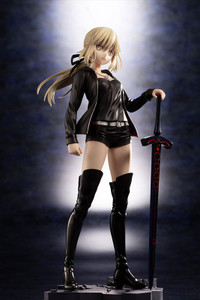 Fate/Grand Order - Saber/Altria Pendragon (Alter) Dress Ver. 1/7
