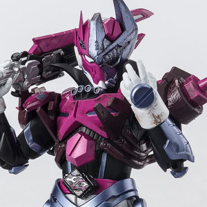 S.H.Figuarts Kamen Rider Gotchard VALVARAD Action Figure S.H.Figuarts Kamen Rider Gotchard VALVARAD Action Figure
