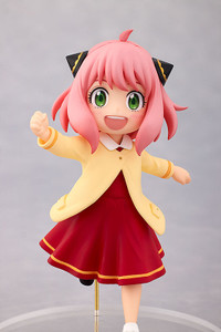 POP UP PARADE Anya Forger On an Outing Ver. (Spy x Family) Complete Figure POP UP PARADE Anya Forger On an Outing Ver. (Spy x Family) Complete Figure