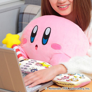 PC CUSHION KIRBY