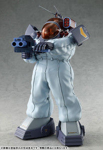 COMBAT ARMORS MAX24: 1/72 Scale Soltic HT128 Big Foot Snow Camouflage with Cold Shield Plastic Model