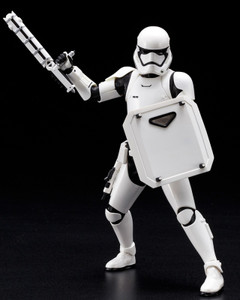 ARTFX+ First Order Stormtrooper FN-2199 1/10 PVC Figure (Completed) ARTFX+ First Order Stormtrooper FN-2199 1/10 PVC Figure (Completed)