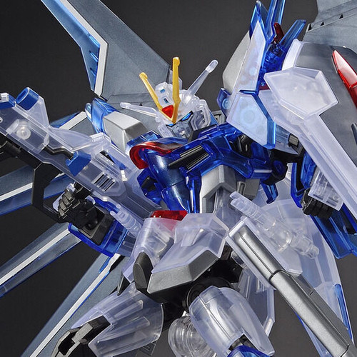 HGCE 1/144 Rising Freedom Gundam [CLEAR COLOR] Plastic Model ( AUG 2024 )