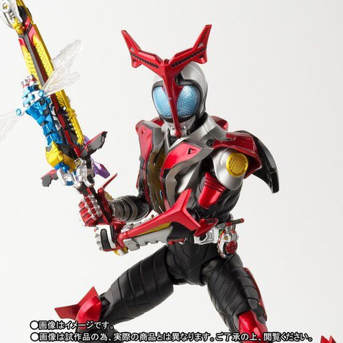 S.H.Figuarts (Shinkoccou Seihou) Kamen Masked Rider Kabuto Hyper Form Action Figure (Completed) 