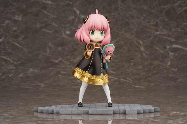 Anya Forger (SPY x FAMILY) 1/7 Complete Figure