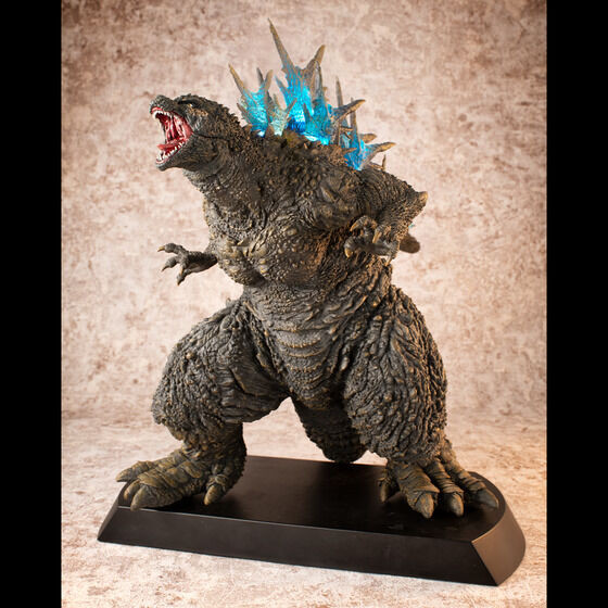 UA Monsters ゴジラ（2023） 銀座強襲時Ver.【LED発光】 UA Monsters Godzilla (2023) Attack On Ginza Image Color Ver. [with