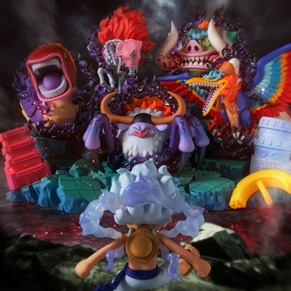 One Piece World Collectible Figure PREMIUM Monkey D. Luffy VS Five Elders Complete Figure