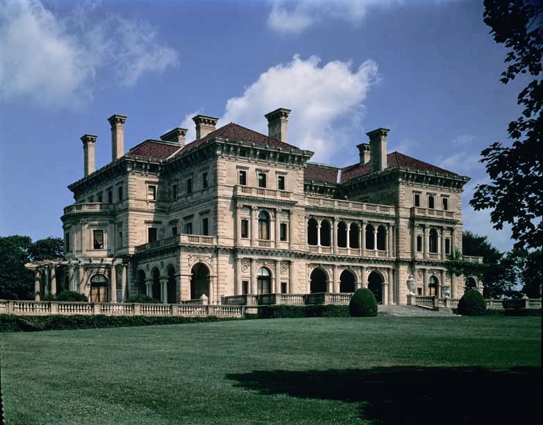 breakers.oo.smallweb.jpg breakers.oo.smallweb.jpg