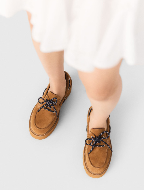 Suede platform boat shoes - Camel