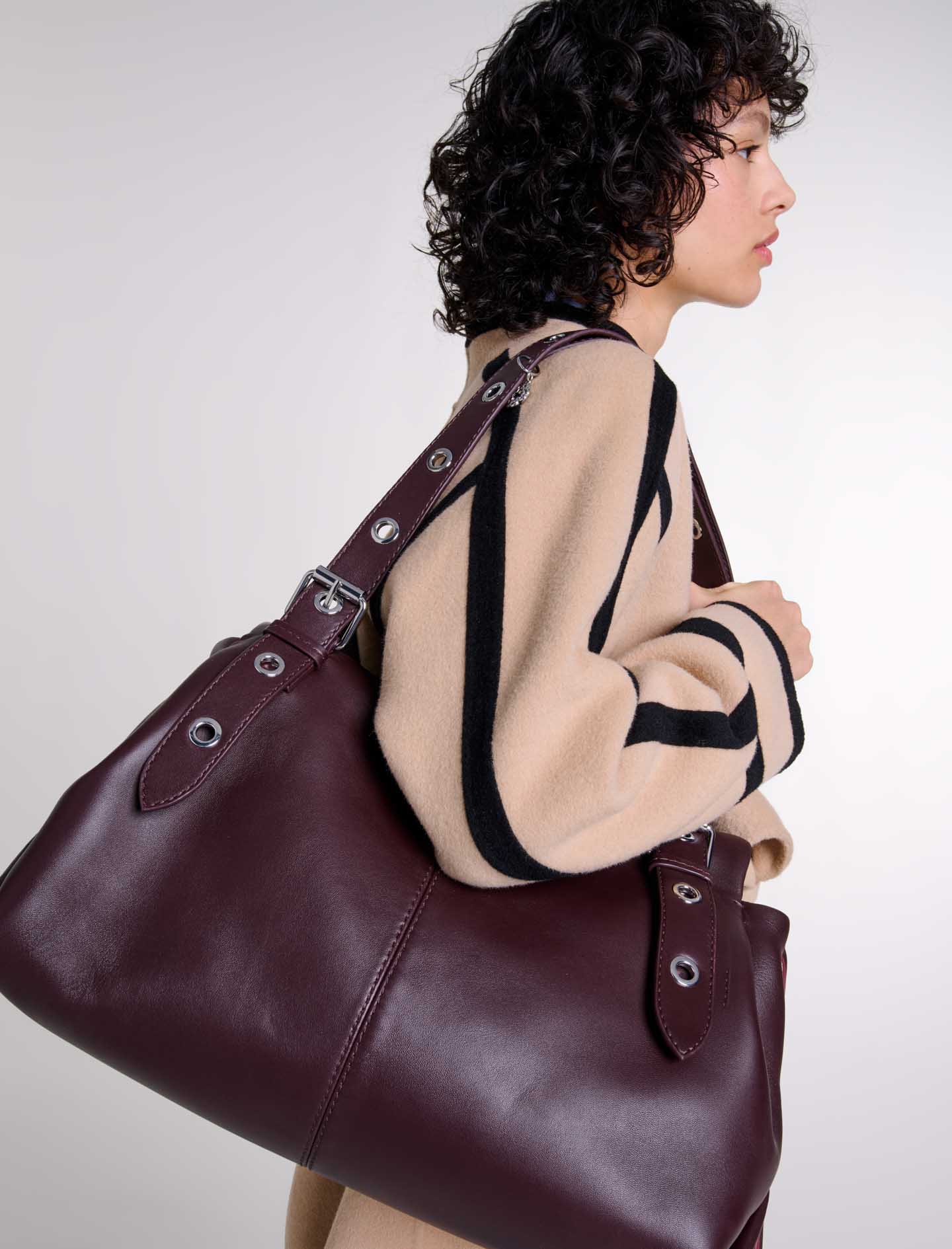 Plain leather Miss M XL bag Brown | Maje