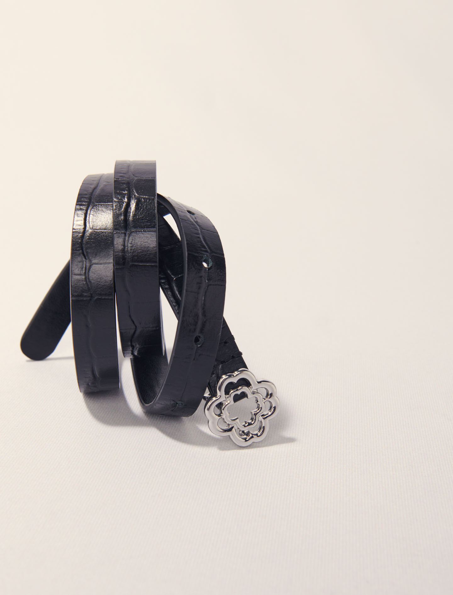 Slim mock croc leather Clover belt - Black
