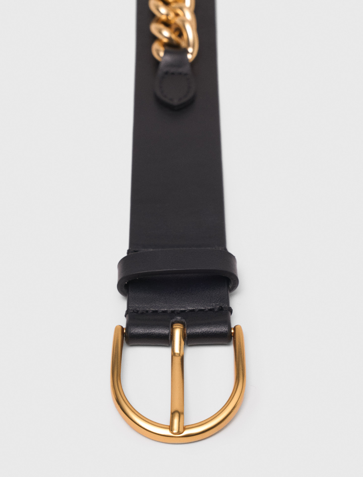 Leather belt with chain details - Black