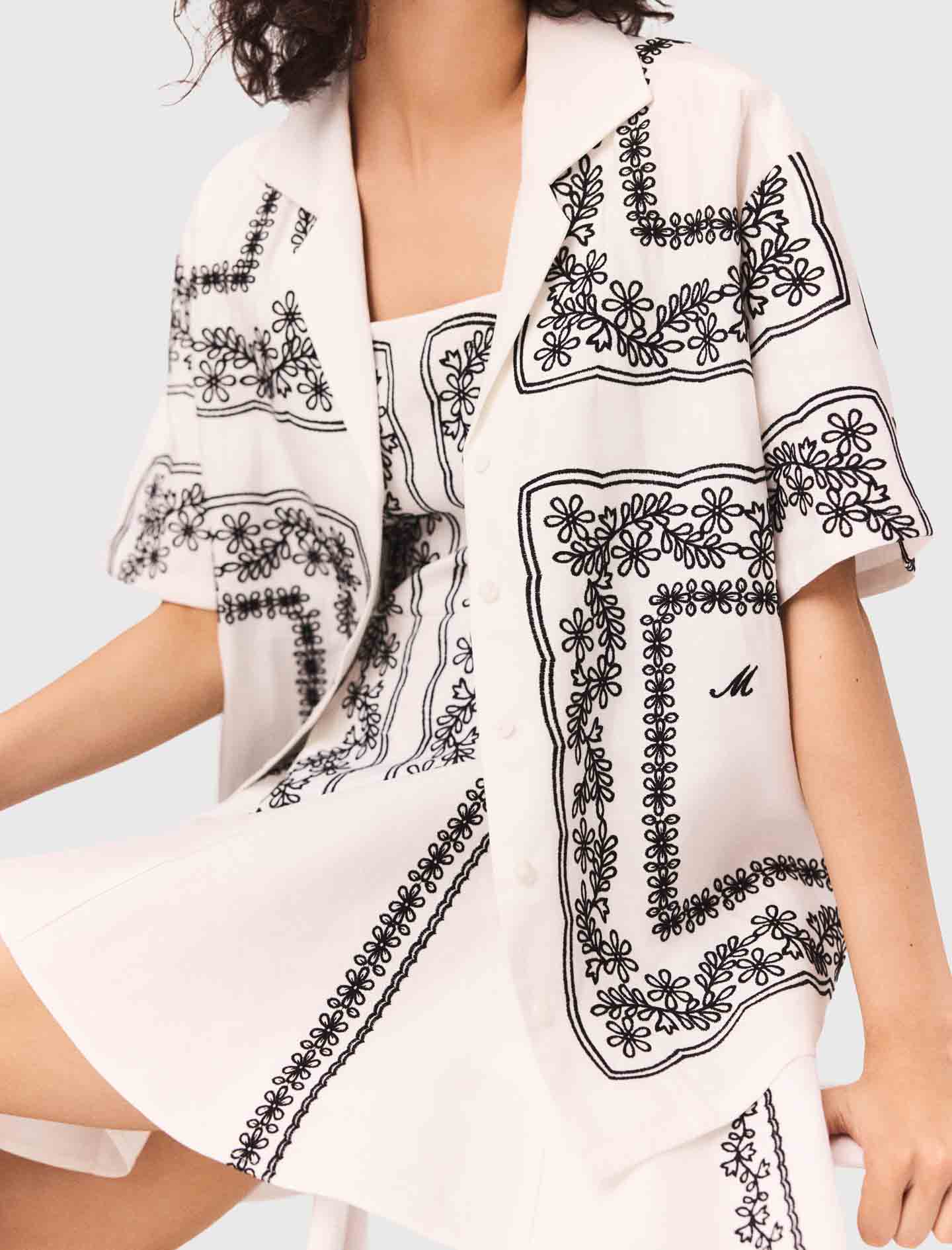 Short sleeved embroidered shirt - Ecru