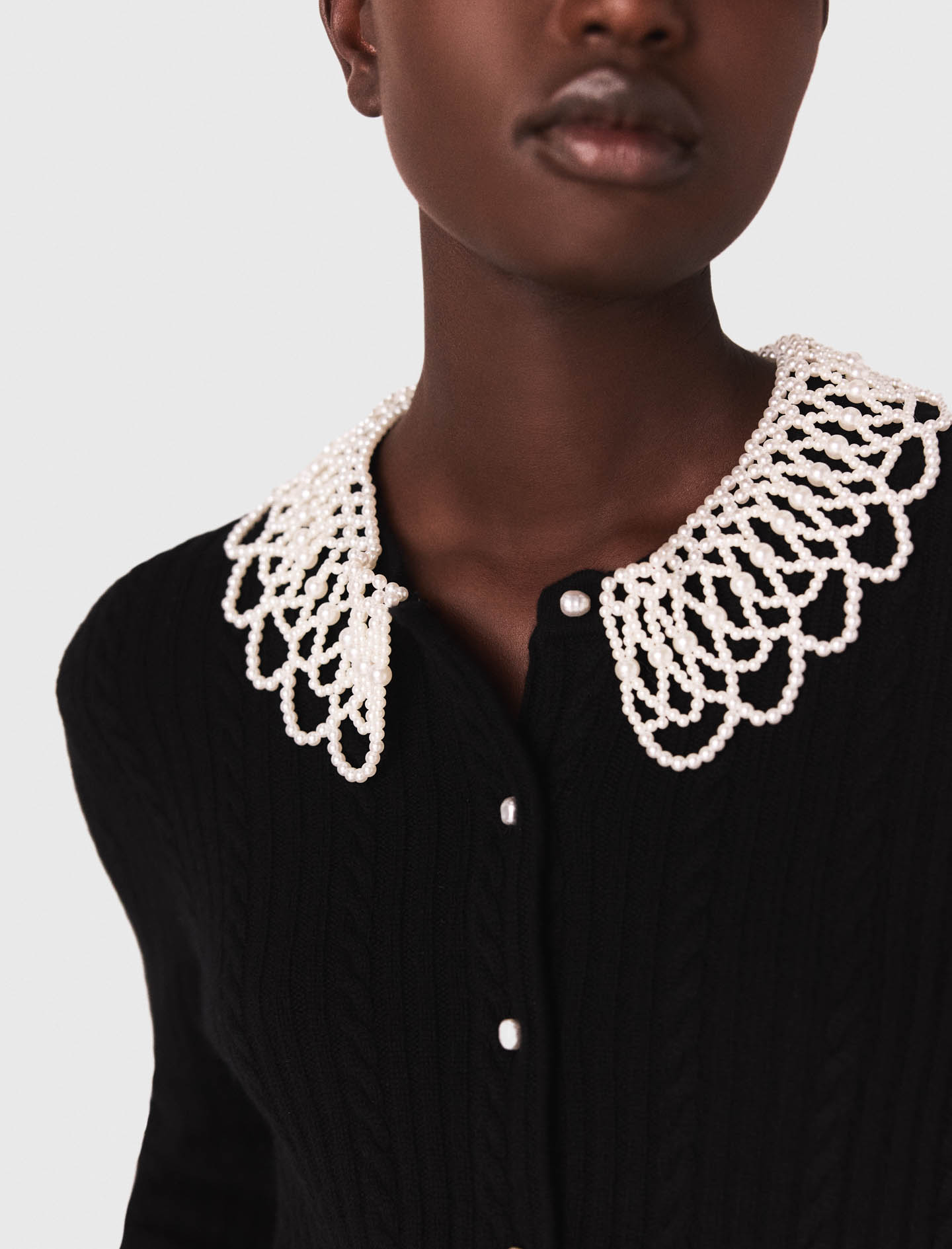 Cardigan with removable beaded collar - Black