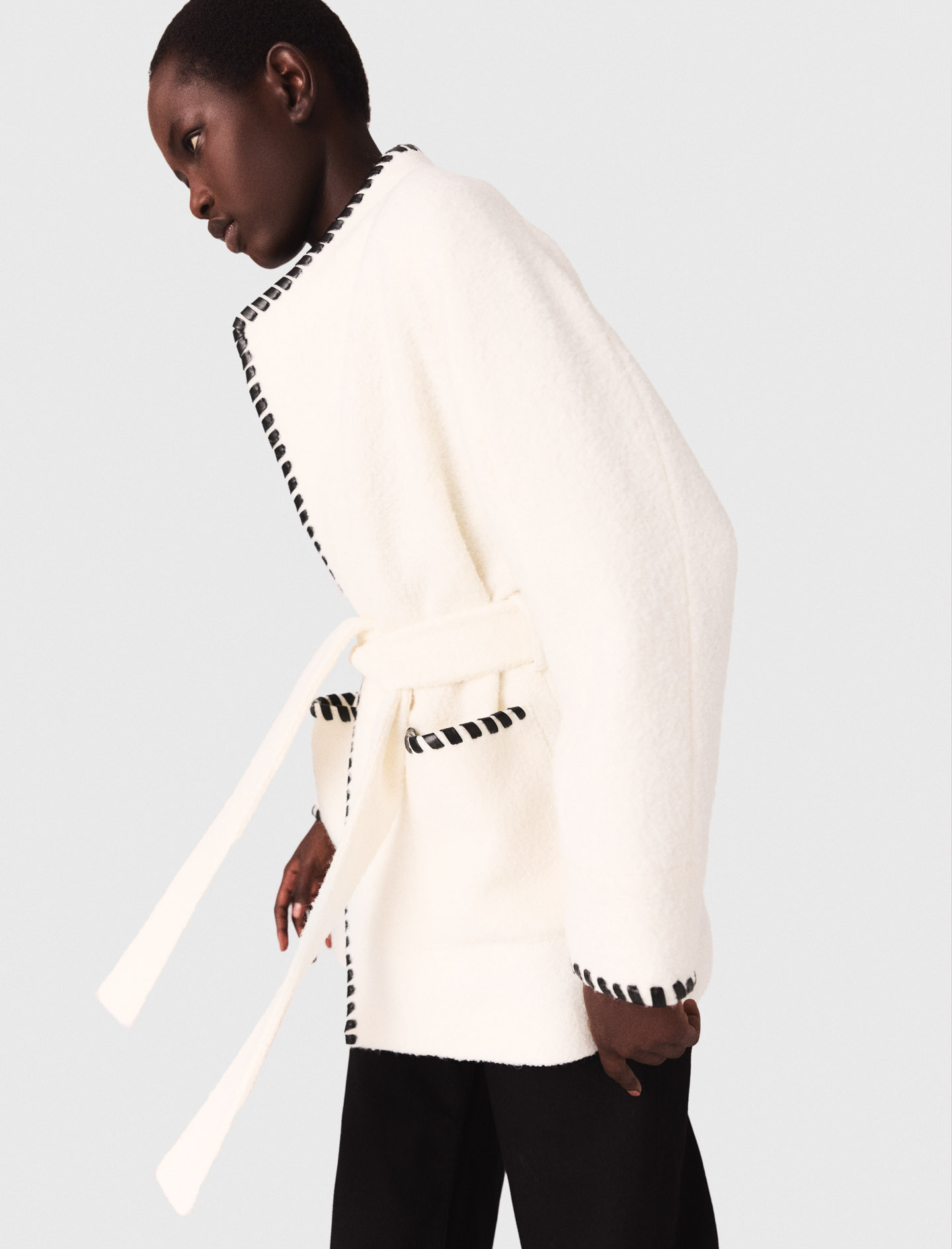 Lined coat with contrasting ribbon - Ecru