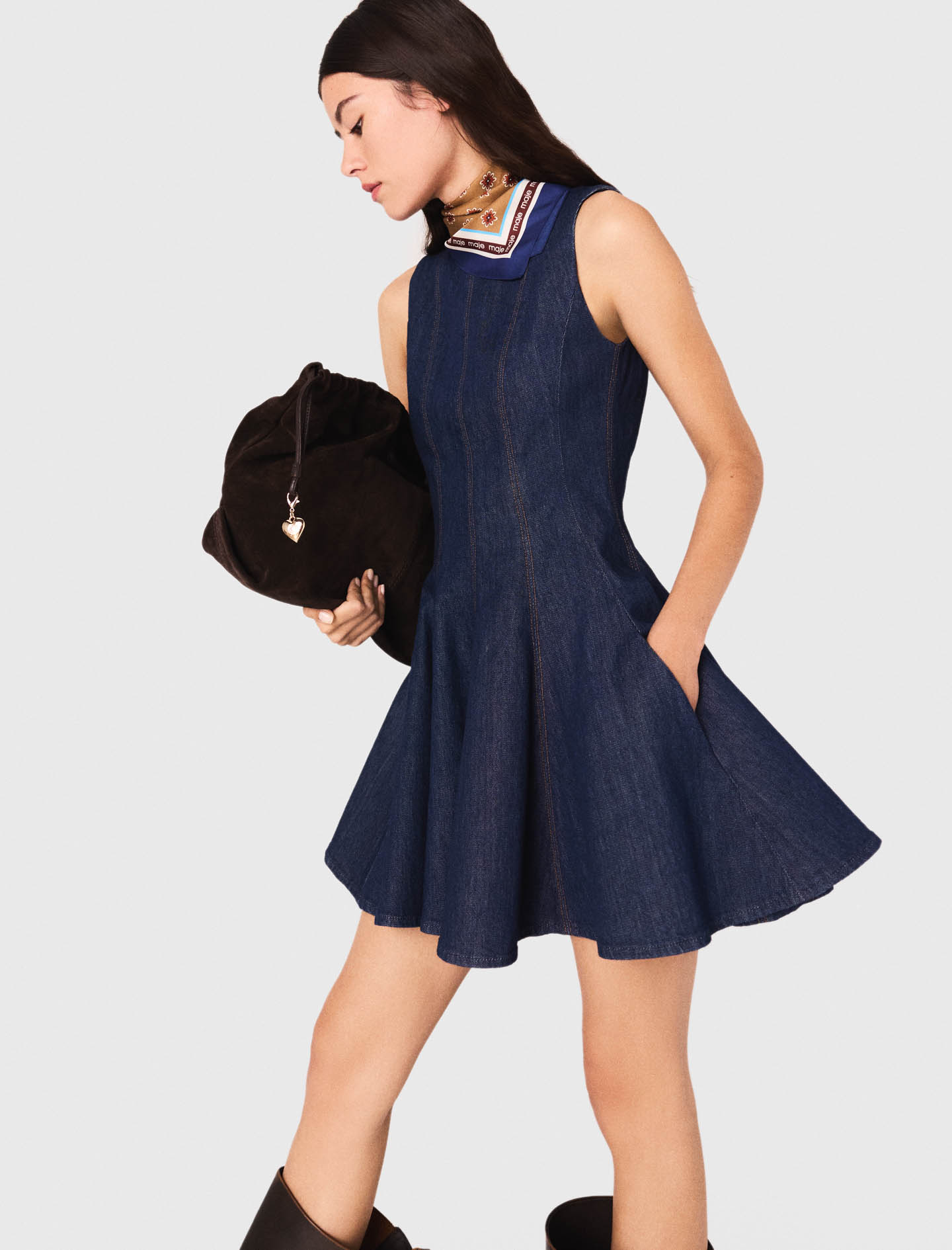 Short denim dress with ruffles - Navy