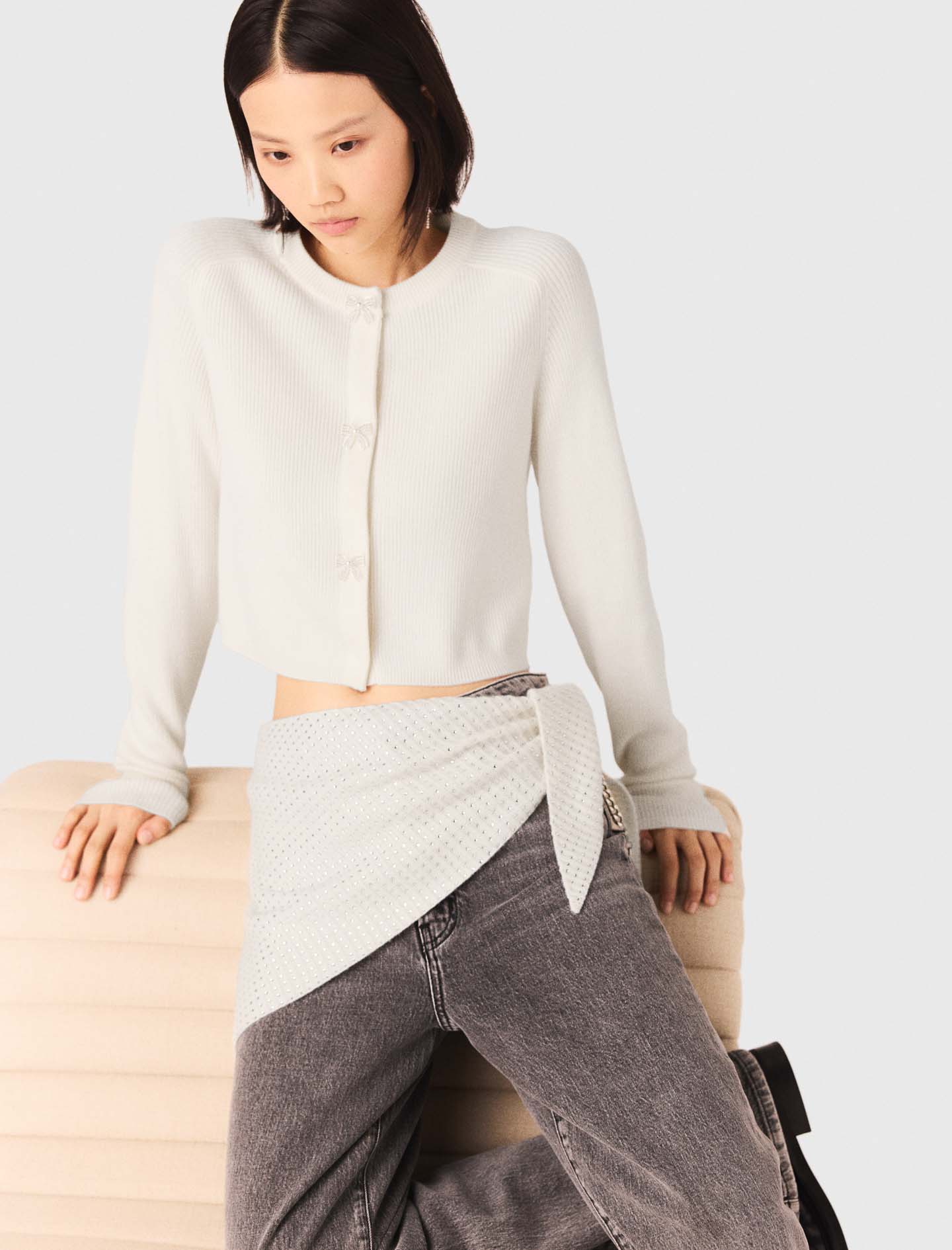 Bow jewellery button cardigan - Ecru