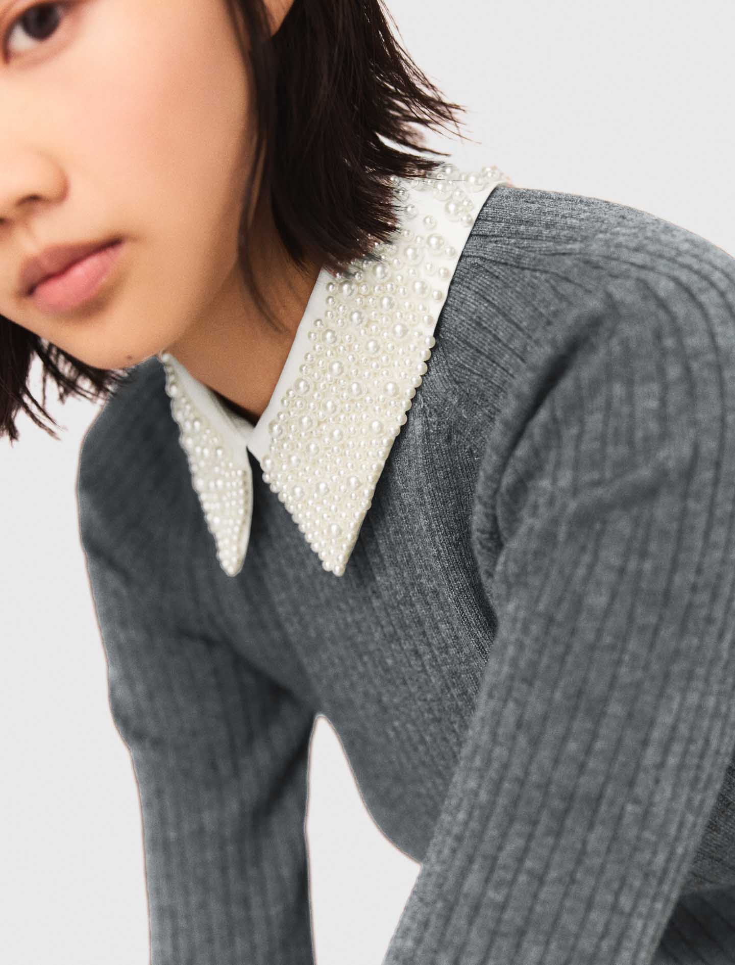 Beaded collar short knit dress - Grey