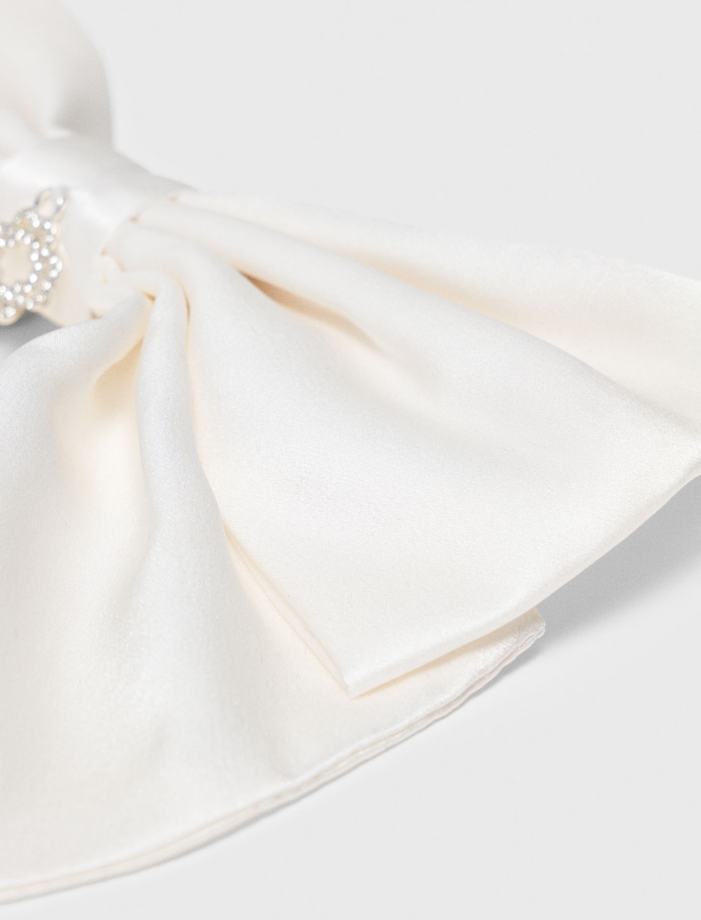 Satin effect bow barrette - White