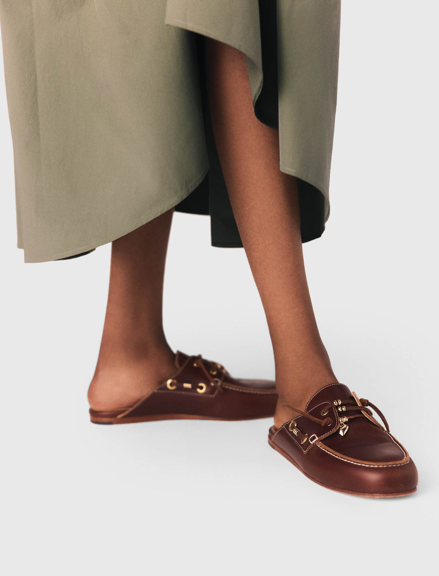 Leather boat mules Brown | Maje