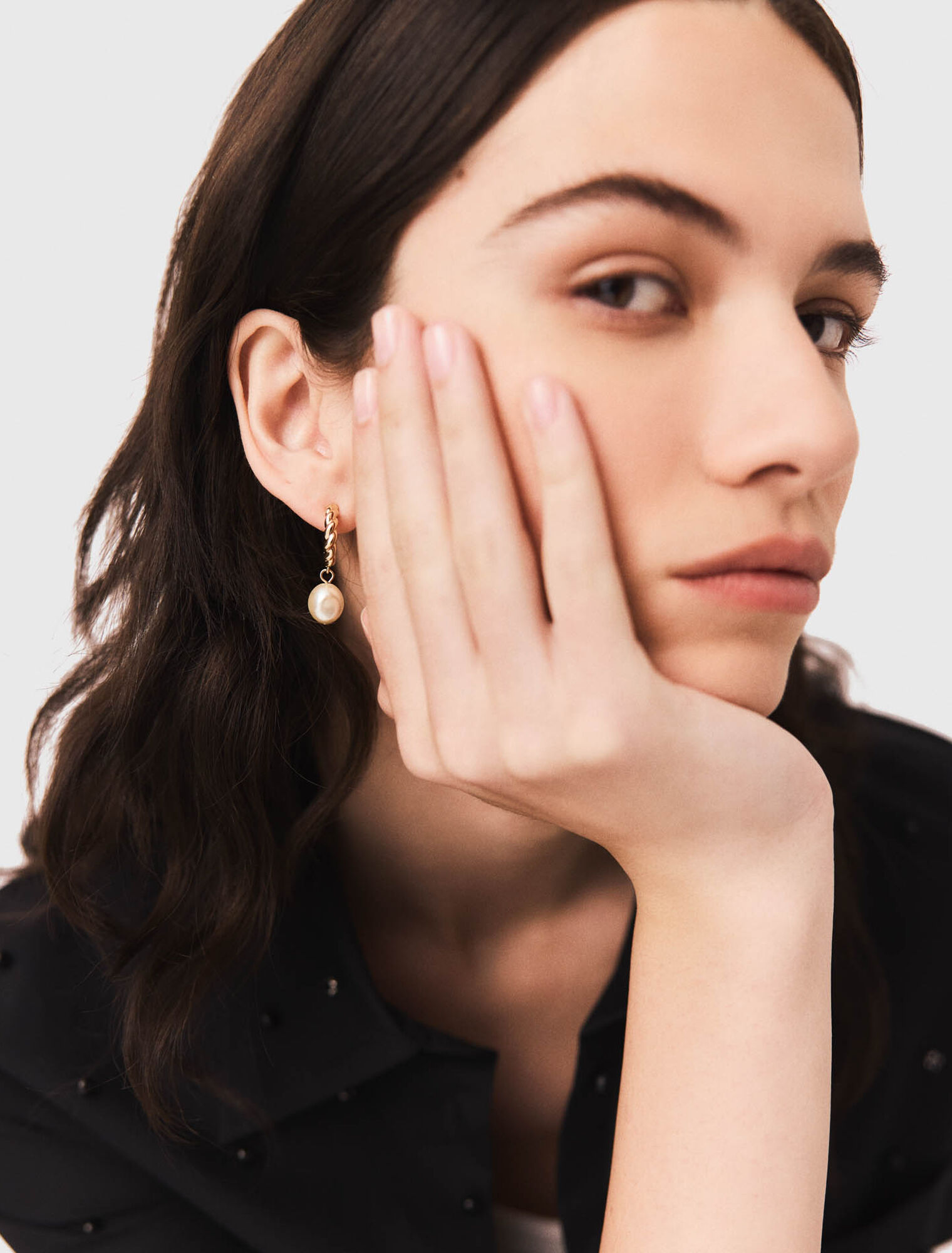 Twisted bead hoop earrings - Gold