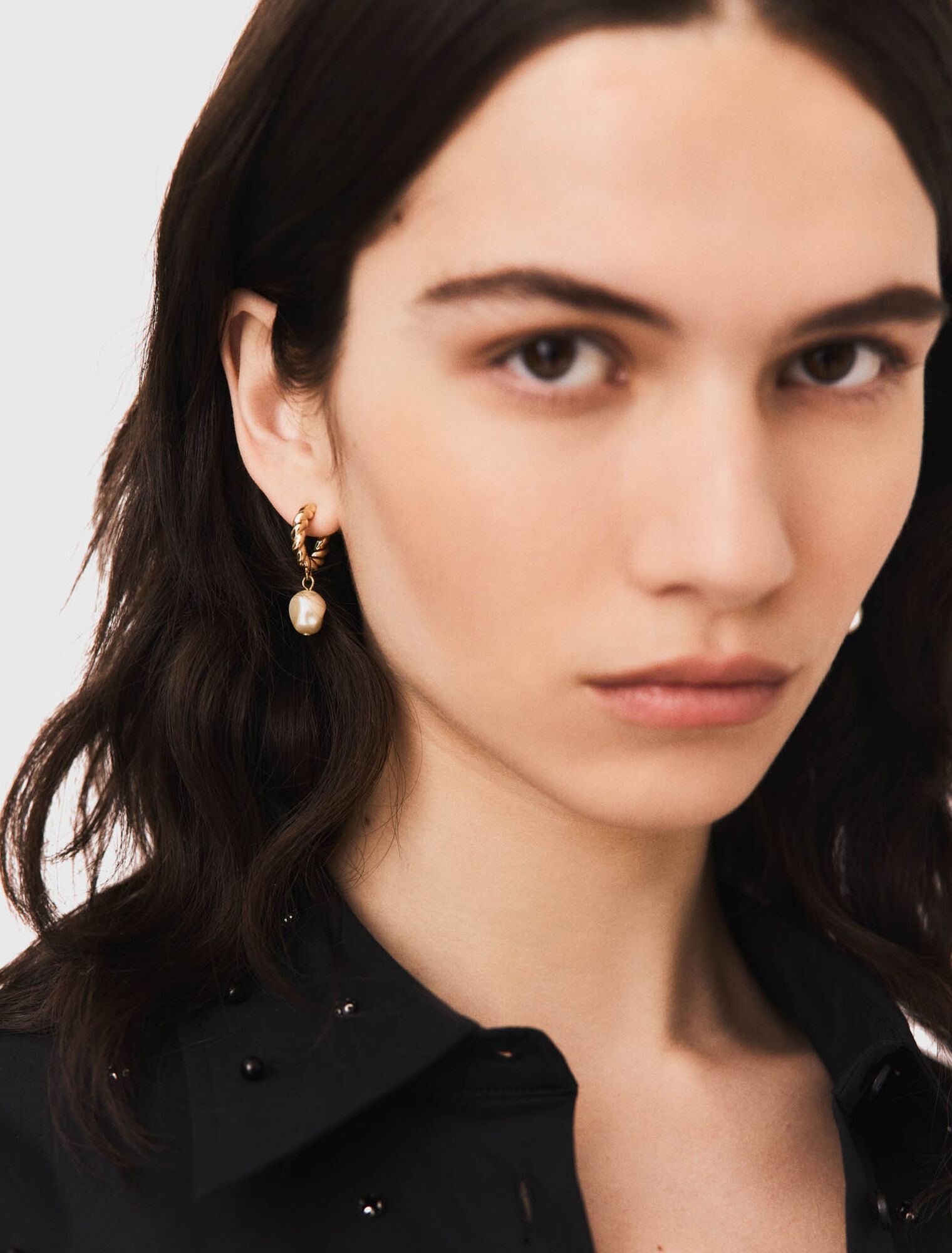 Twisted bead hoop earrings - Gold