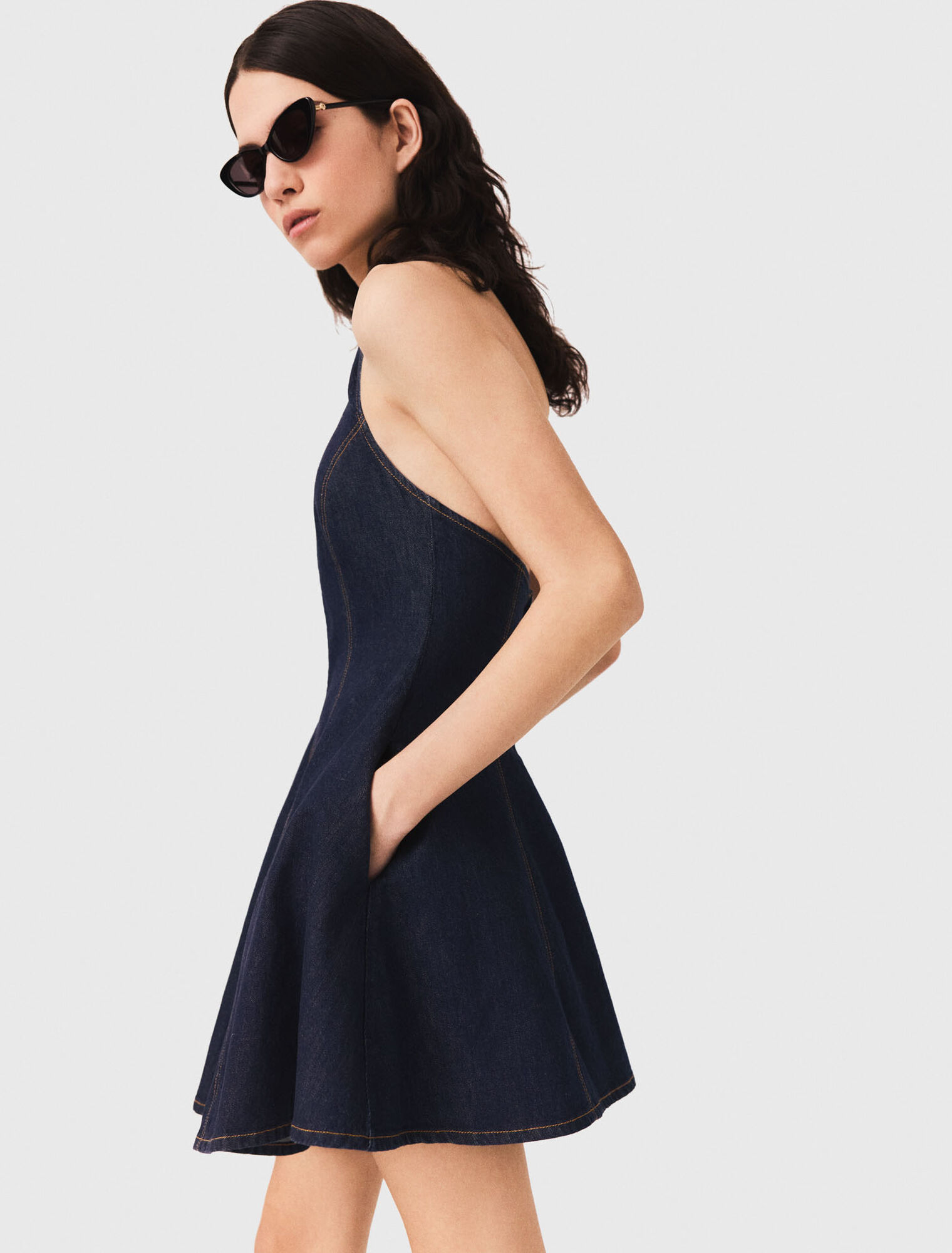 Short denim dress with brooch - Navy