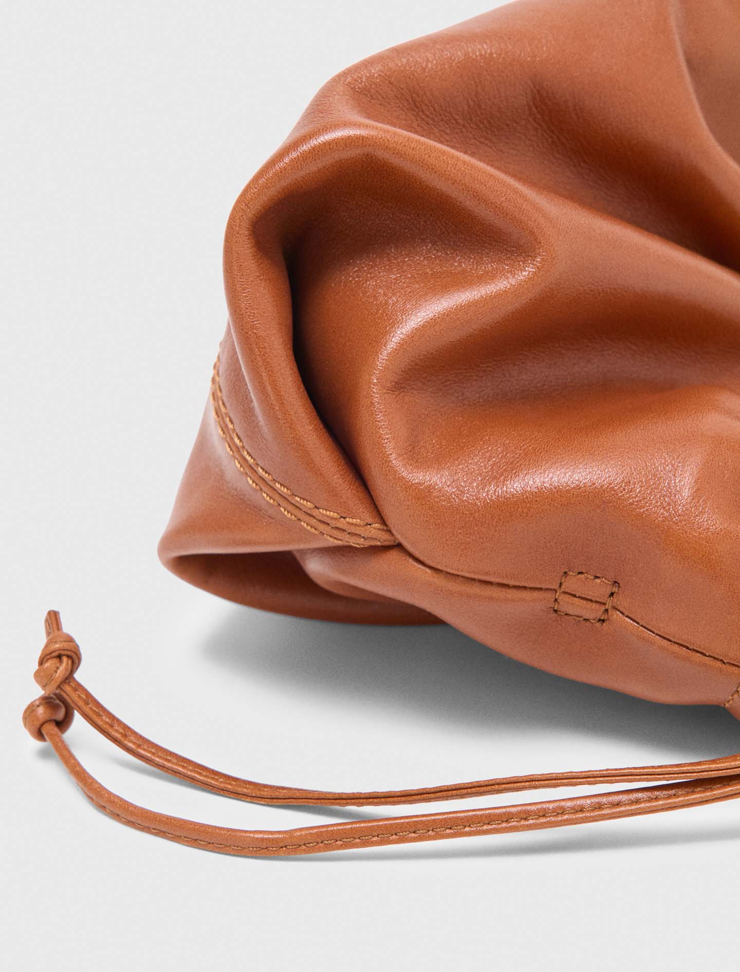 Smooth leather Milpli pouch - Brown