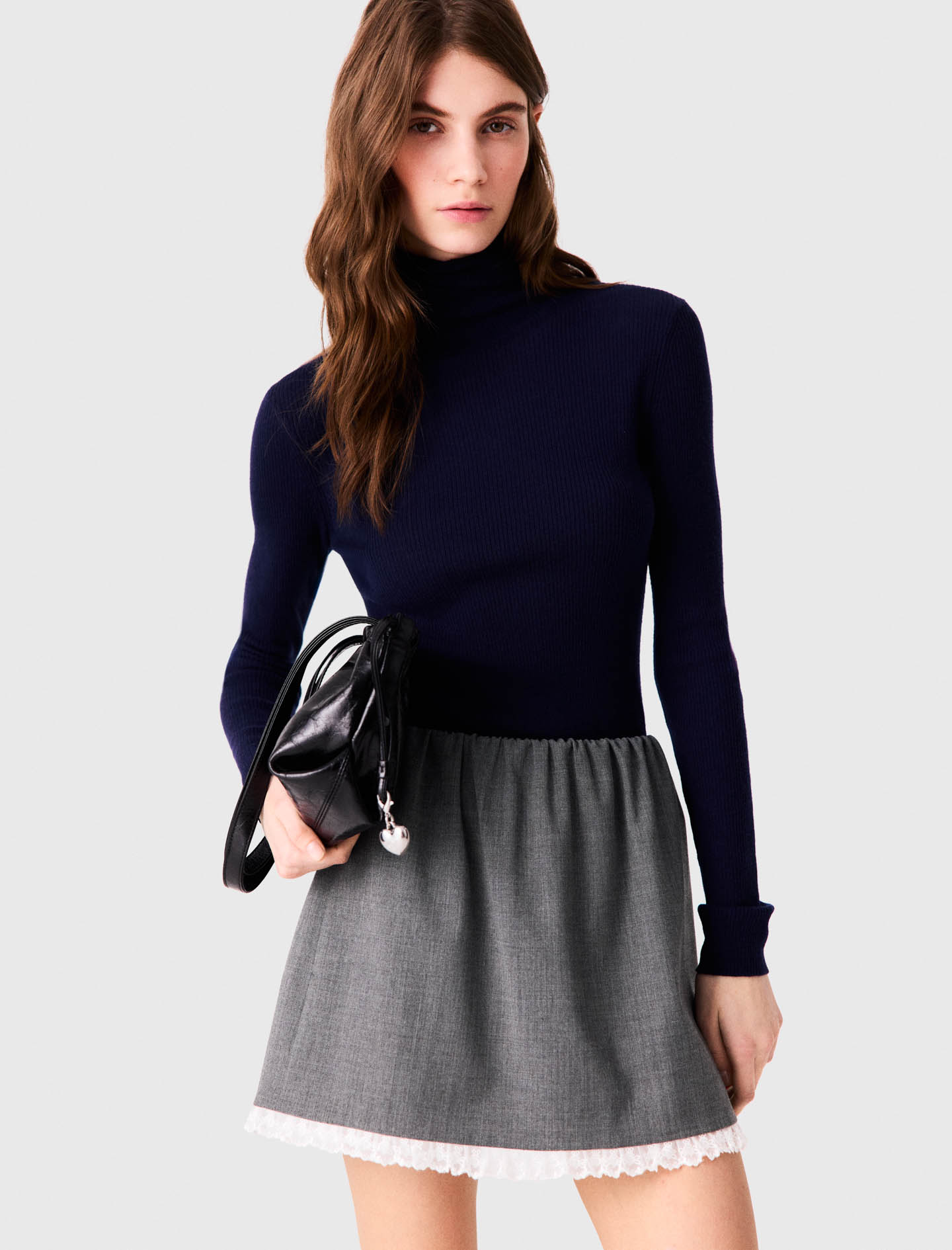 Short skirt with lace trim - Grey
