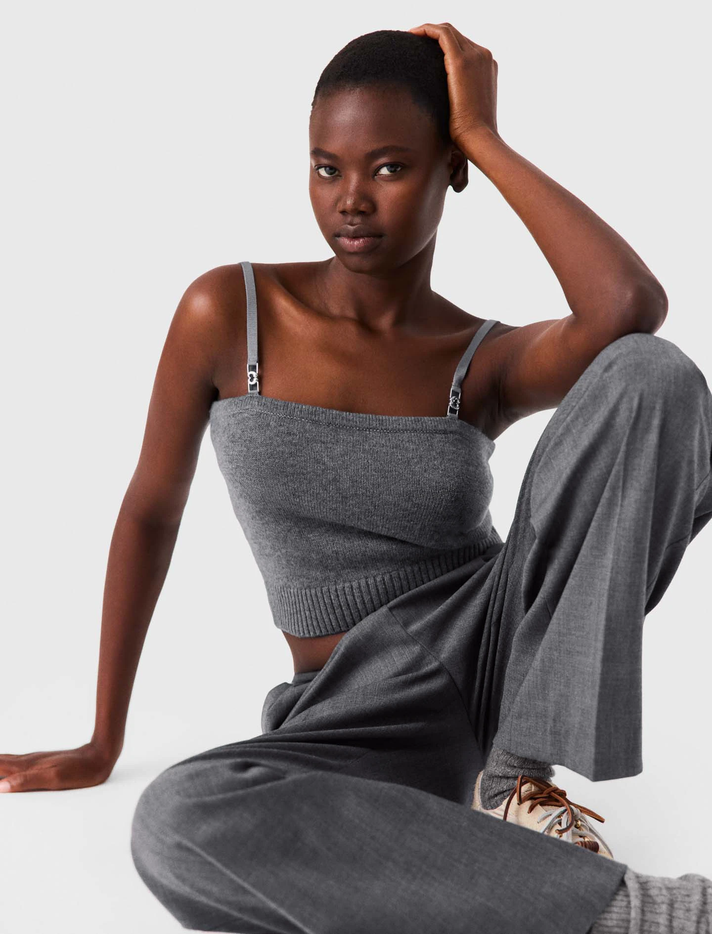 Twinset with lace trim - Grey