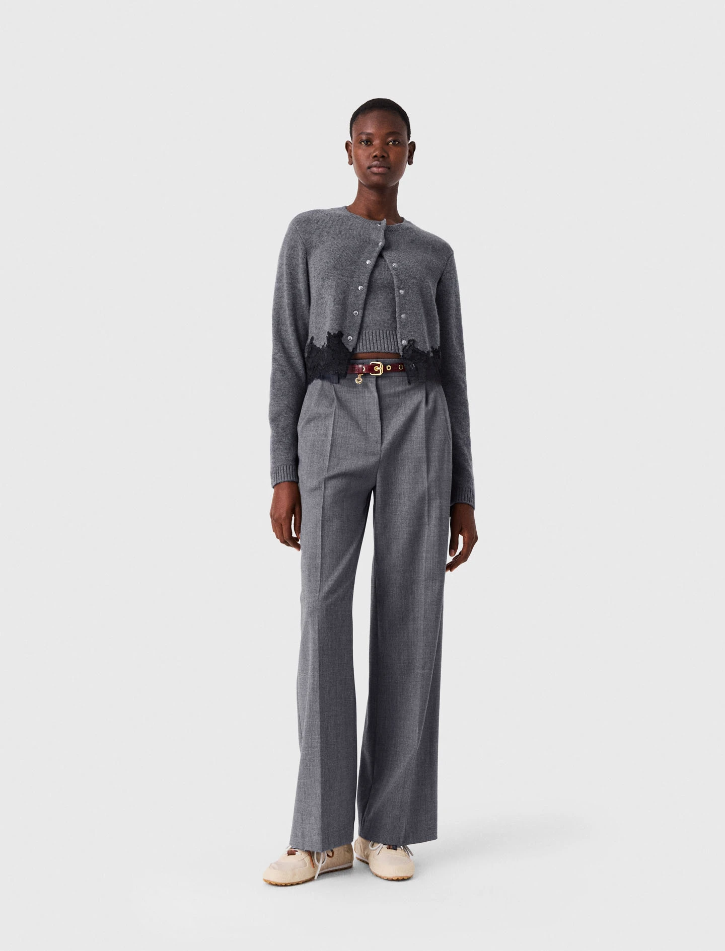 Twinset with lace trim - Grey