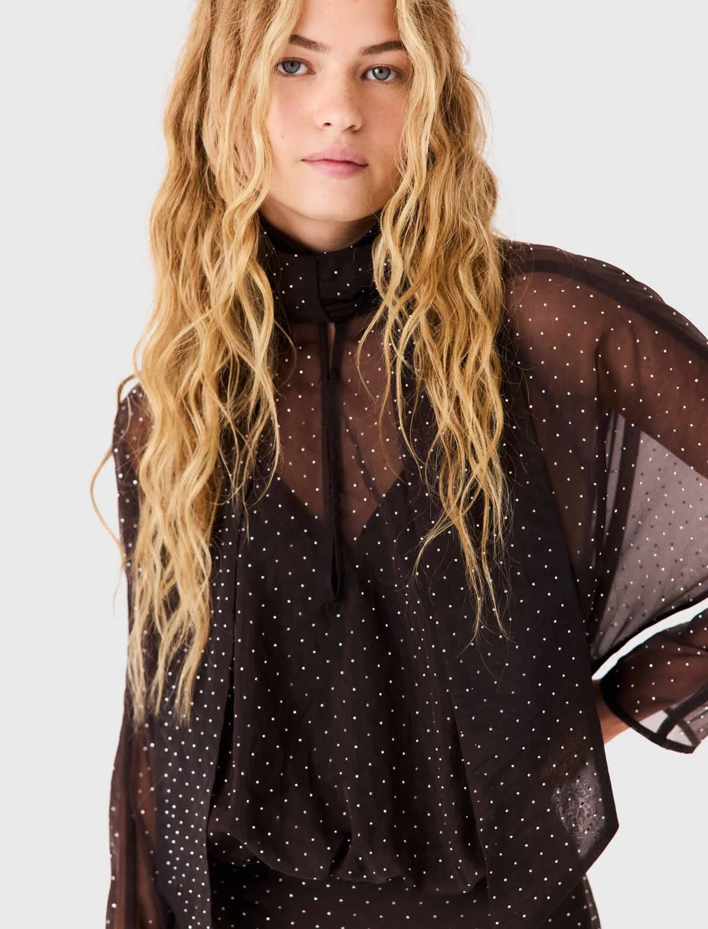 Short rhinestone tie-neck dress - Brown