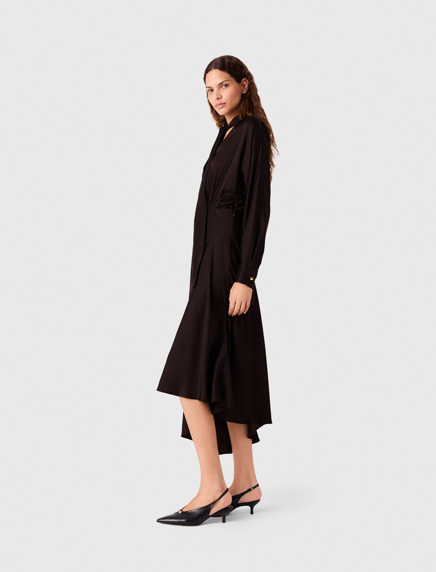 Asymmetrical satin midi dress - Brown