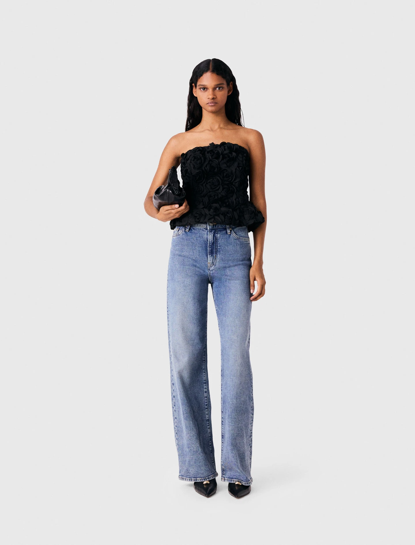 Flower-embellished top - Black