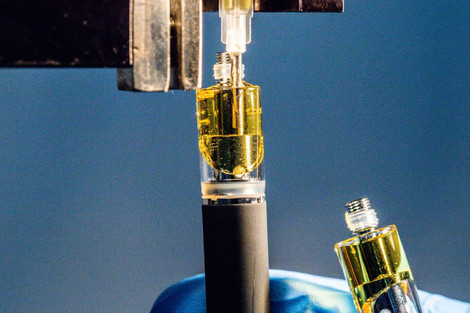 Delta 10 Vapes: A Curious Middle Ground in the World of Cannabinoids Delta 10 Vapes: A Curious Middle Ground in the World of Cannabinoids
