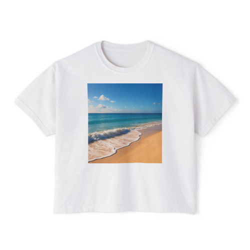 Serene Coastal Bliss - Women's Boxy Tee