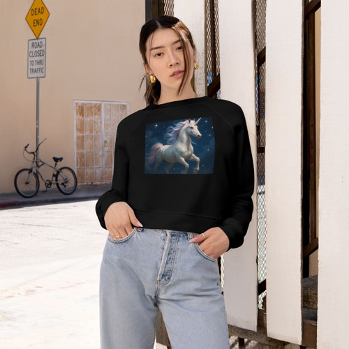 Celestial Dreamscape - Women's Cropped Fleece Pullover