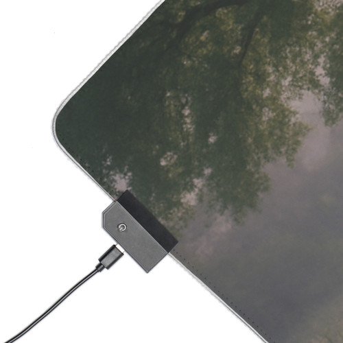 Serenity Flow - LED Gaming Mouse Pad