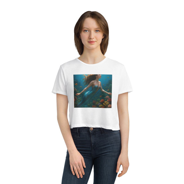 Ethereal Ocean Dance - Women's Flowy Cropped Tee