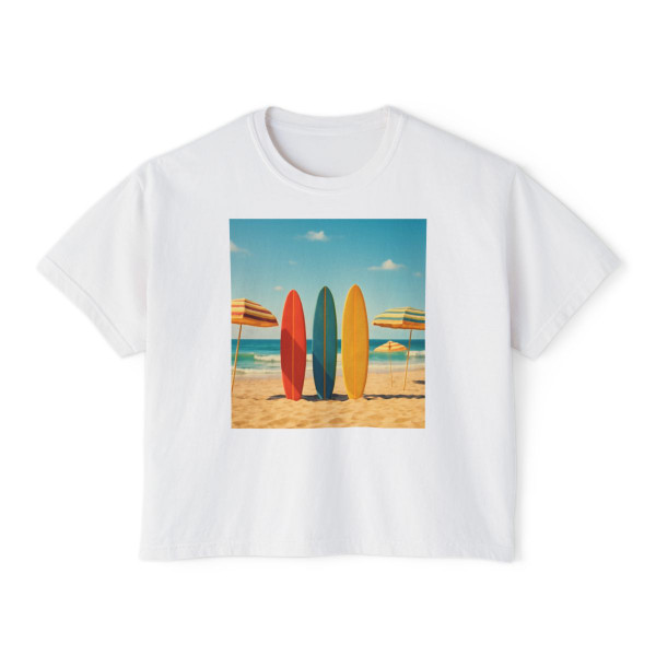 Retro Beach Vibes - Women's Boxy Tee