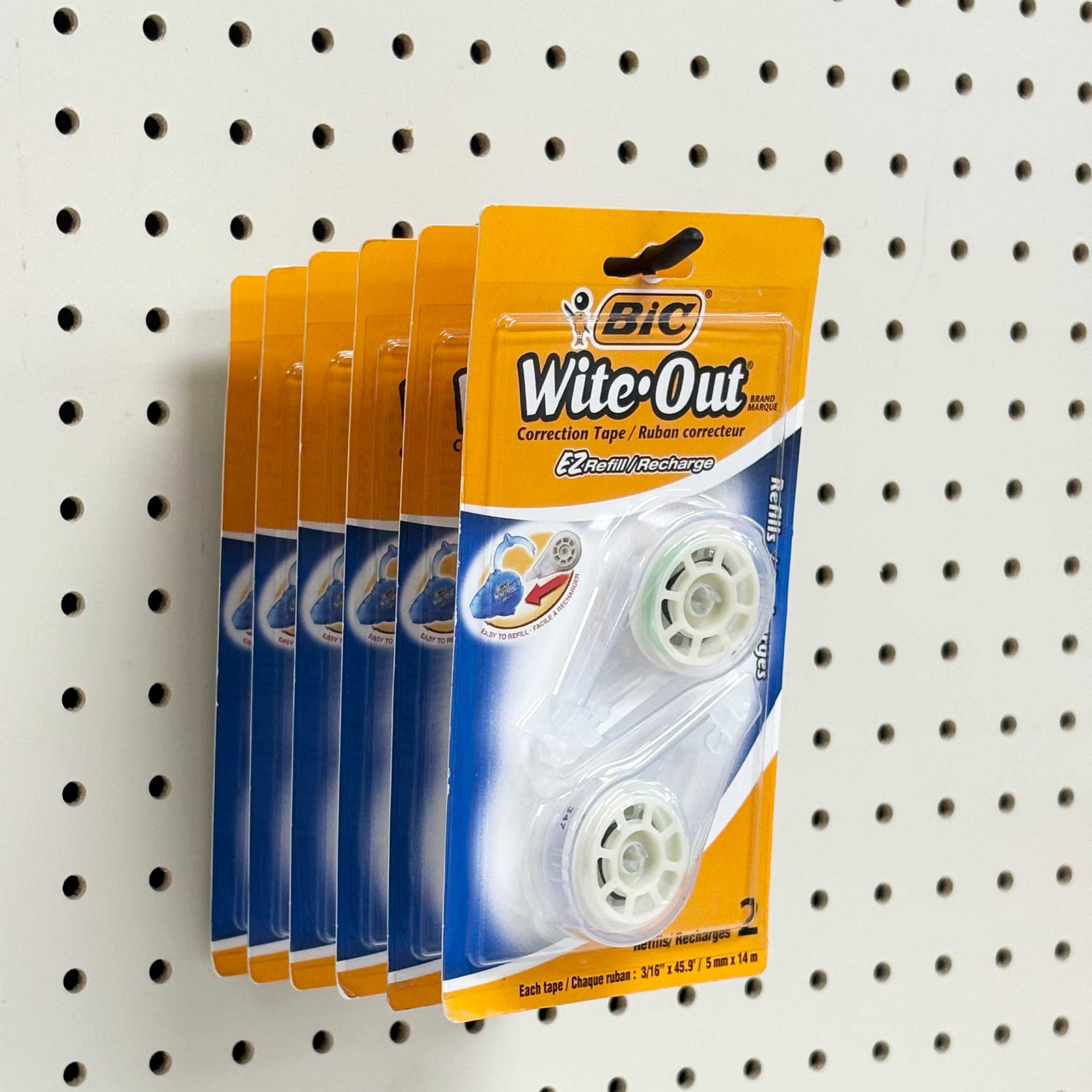 6" Lightweight Plastic Pegboard/Slatwall Hook-Black