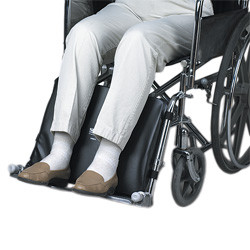 POSITIONERS HUGGER F/WHEELCHAIR LEG/FOOT F/20IN FOAM VINYL W/E-Z CLIP BUCKLE BLACK SKIL-CARE (EA) [169-703071]