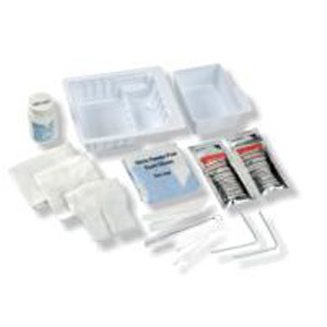 KITS/TRAYS TRACHEOSTOMY CARE 2 COMPARTMENT REMV TRAY NITRILE 2GLV DISP LF ST W/HYDROGEN PEROXIDE 30ML PKTS (2) & NACL/SALINE SOL 100ML BTL ARGYLE (24/CS) [150-47802]