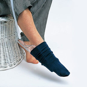 AIDS TO DAILY LIVING STOCKINGS MOLDED PLASTIC RETAIL PACK (1/EA 3/CS) [482-RTL2010]