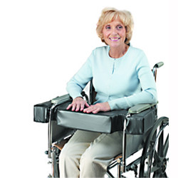 POSITIONERS HUGGER F/WHEELCHAIR LAP FULL ARM 16-18IN CUT-OUTS 2.5IN NYLON BLACK (EA) [169-307012]